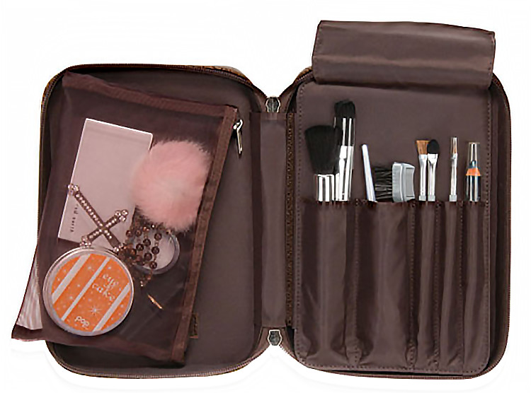 GUESS makeup bag Wilder Travel Cosmetic Organizer Case Brown